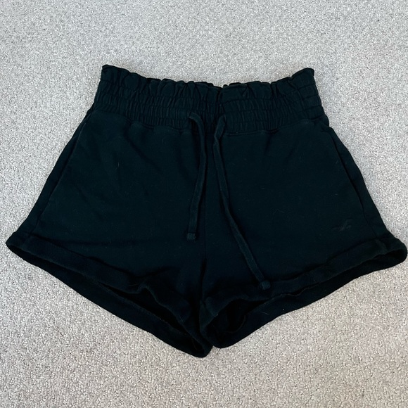 Hollister High-rise Sweat Shorts - Picture 1 of 3